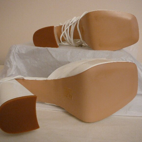 Wet Kiss White 6" Chunky Heel Double Platform Open Toe Sandals-US 9.5 EUR 40-NIB - Picture 8 of 9